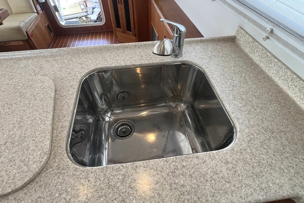 Chelsea Girl 42ft Nordic Tugs Yacht For Sale