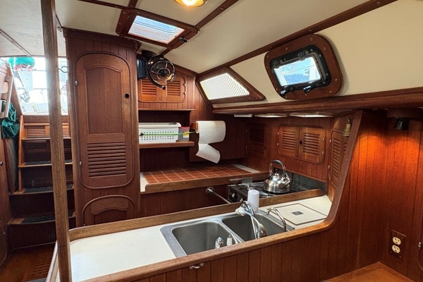 SeaQuel 44ft Norseman Yacht For Sale