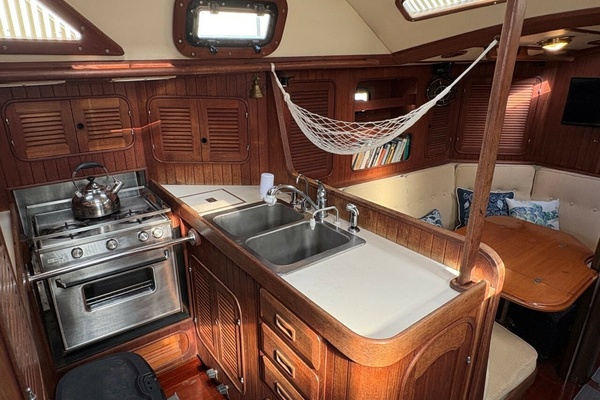 SeaQuel 44ft Norseman Yacht For Sale