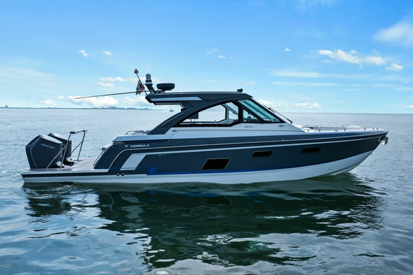 Formula 38 - Bada Beng - Exterior Profile