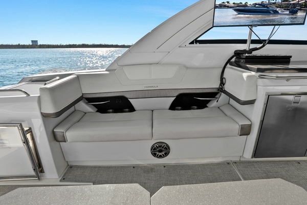 38ft Formula Yacht For Sale