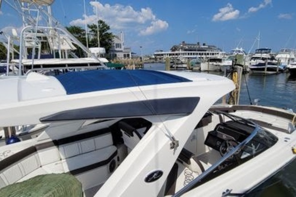 Freedom 32ft Sea Ray Yacht For Sale
