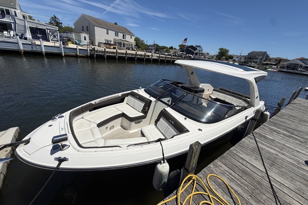 Freedom 32ft Sea Ray Yacht For Sale