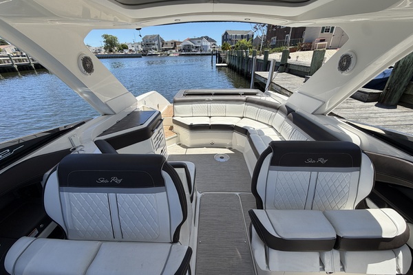 Freedom 32ft Sea Ray Yacht For Sale