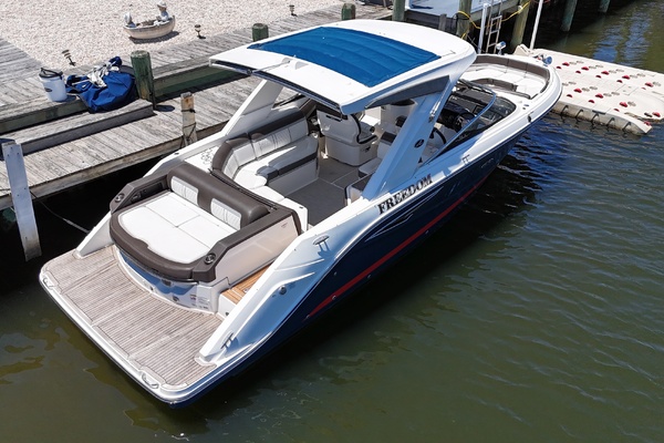 Freedom 32ft Sea Ray Yacht For Sale
