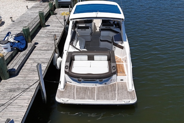 Freedom 32ft Sea Ray Yacht For Sale