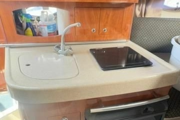 Photo of the 2006 Four Winns 