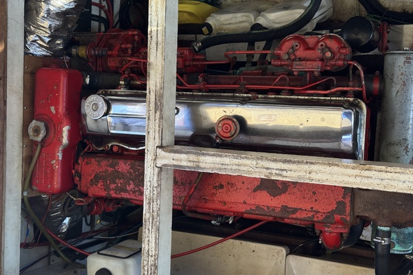 Pond Lily 32ft Grand Banks Yacht For Sale