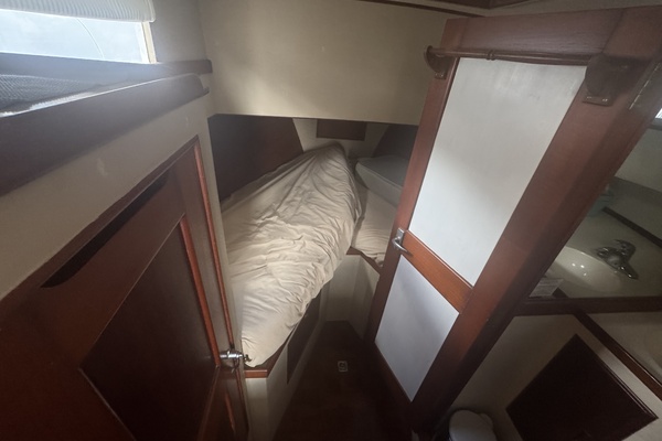 Pond Lily 32ft Grand Banks Yacht For Sale