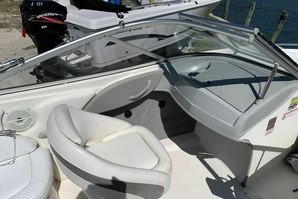 20ft Bayliner Yacht For Sale