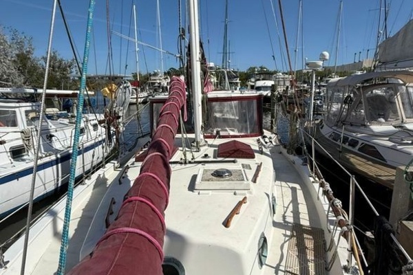 DARBY ANNE 44ft CSY Yacht For Sale