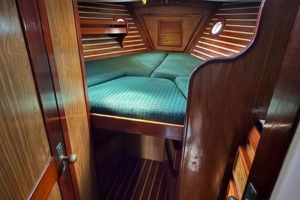 DARBY ANNE 44ft CSY Yacht For Sale