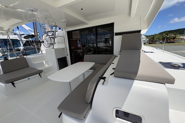 Lagoon 42 Yacht For Sale