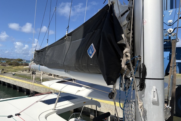 Apres Sail 42ft Lagoon Yacht For Sale
