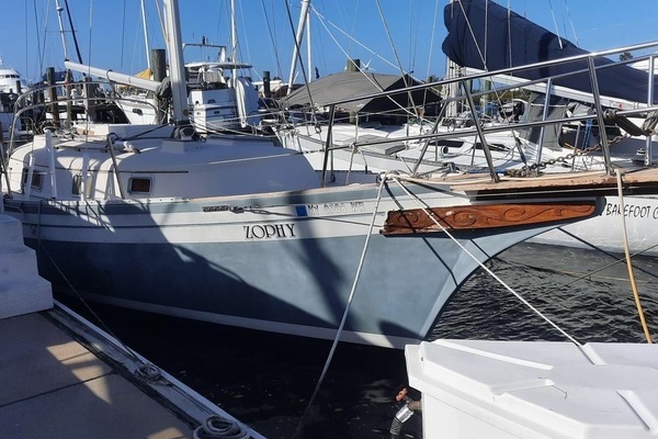 Photo of the 1984 Bayfield  "ZOPHY"