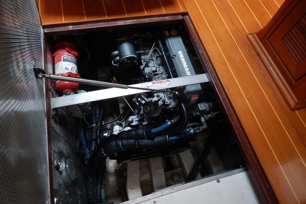 Photo of the 2002 Northwind  "DEEP BLUE"