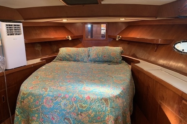 MORNING STAR 36ft President Yacht For Sale