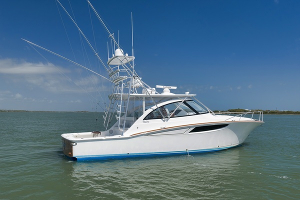 42ft Mag Bay Yacht For Sale