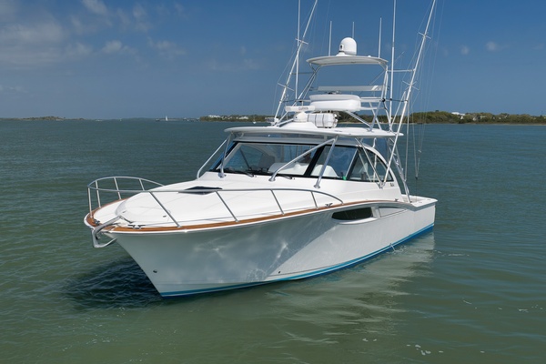 42ft Mag Bay Yacht For Sale