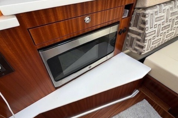 42ft Pursuit Yacht For Sale