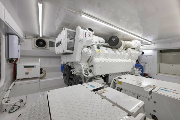 Uno Mas 60ft Weaver Yacht For Sale