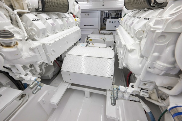 Uno Mas 60ft Weaver Yacht For Sale