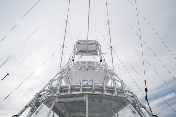 2011 Contender 40 Express