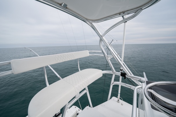 2011 Contender 40 Express