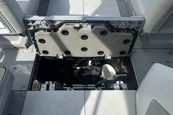 21ft Sea Doo Yacht For Sale