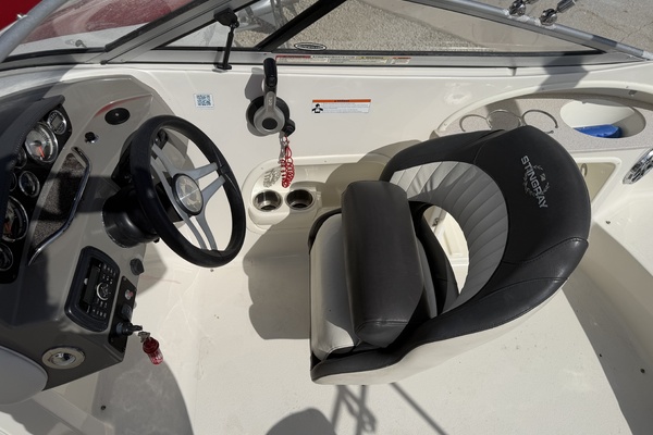 23ft Stingray Yacht For Sale