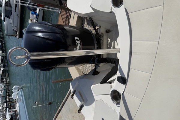 23ft Stingray Yacht For Sale