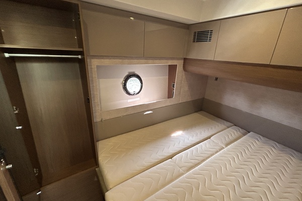50ft Beneteau Yacht For Sale