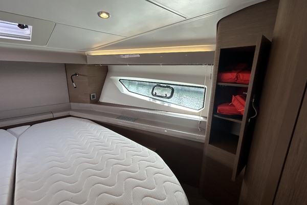50ft Beneteau Yacht For Sale