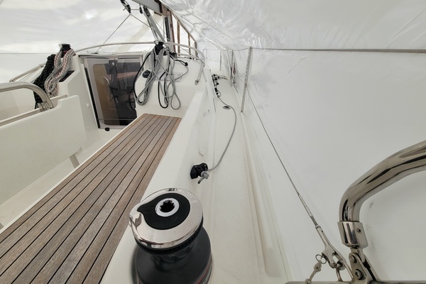 Earling 30ft Beneteau Yacht For Sale