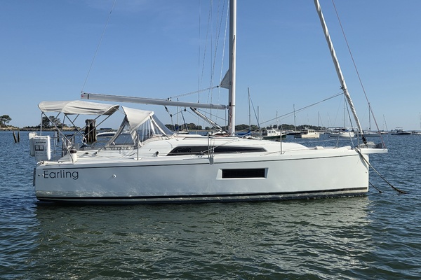 Earling 30ft Beneteau Yacht For Sale