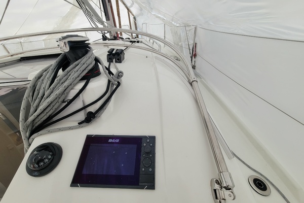 Earling 30ft Beneteau Yacht For Sale