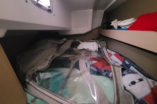 Earling 30ft Beneteau Yacht For Sale