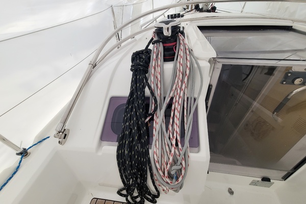Earling 30ft Beneteau Yacht For Sale