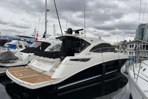 Photo of the 2015 Sea Ray Sundancer 510 "Plan B"