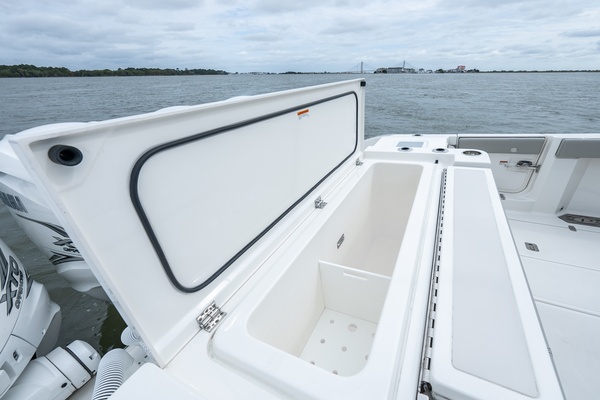 FIERO 3 43ft Pursuit Yacht For Sale