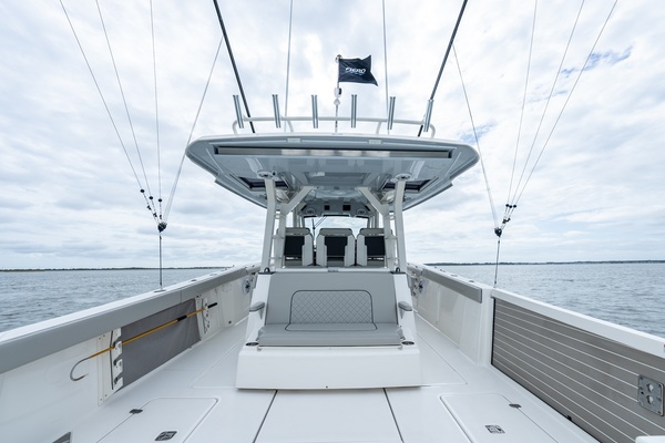 FIERO 3 43ft Pursuit Yacht For Sale