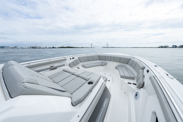 FIERO 3 43ft Pursuit Yacht For Sale