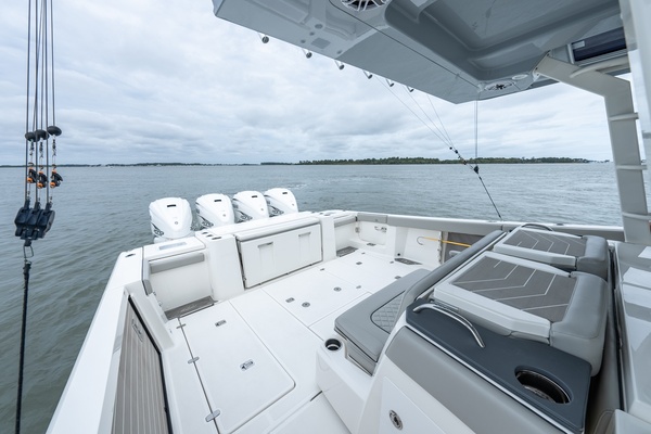 FIERO 3 43ft Pursuit Yacht For Sale