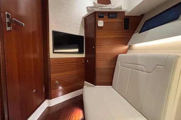 44ft Pursuit Yacht For Sale