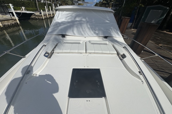 44ft Pursuit Yacht For Sale