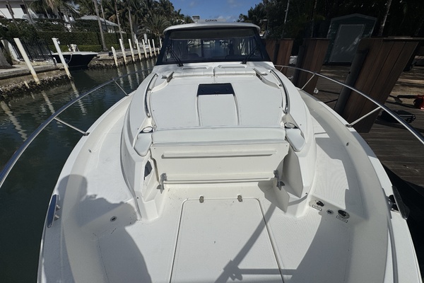 44ft Pursuit Yacht For Sale