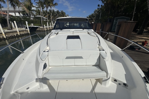 44ft Pursuit Yacht For Sale