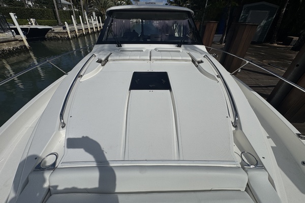 44ft Pursuit Yacht For Sale