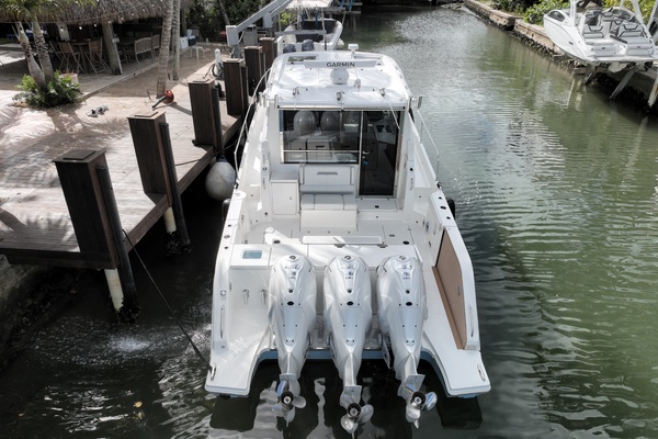 44ft Pursuit Yacht For Sale