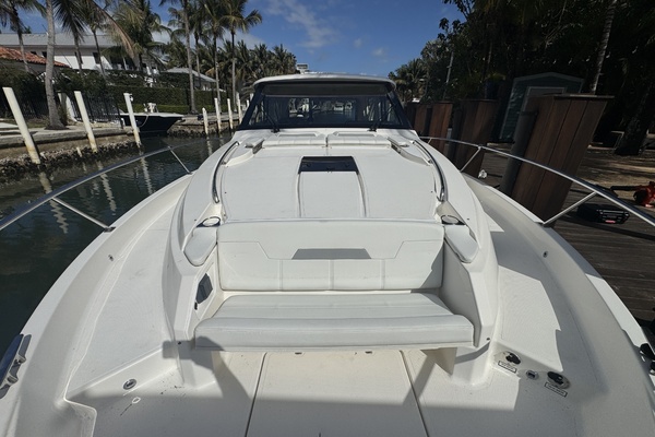 44ft Pursuit Yacht For Sale